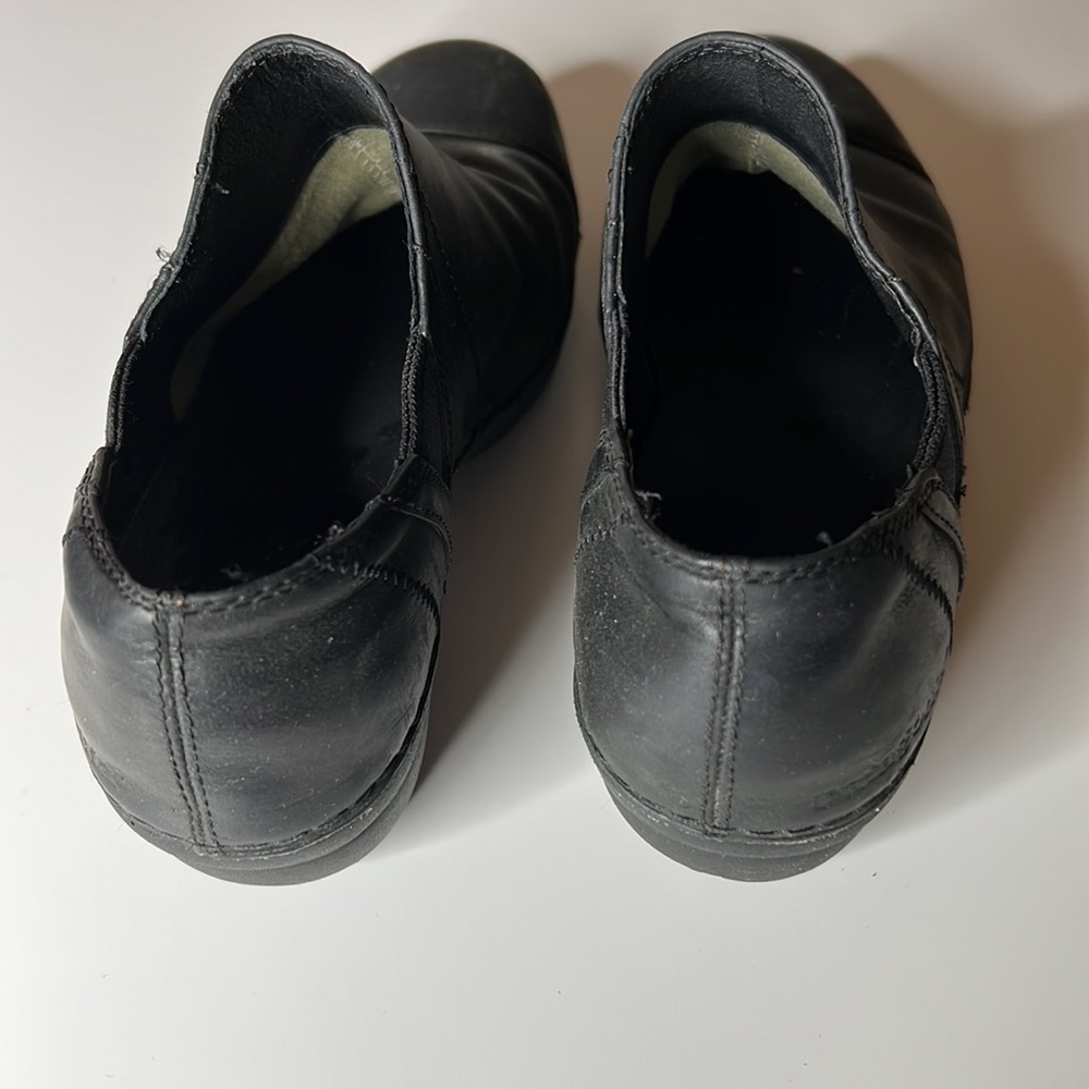 Patagonia Black Oiled Leather Clogs Slip-On Comfort Shoes Women’s Size 7 EU 38 - Picture 5 of 11